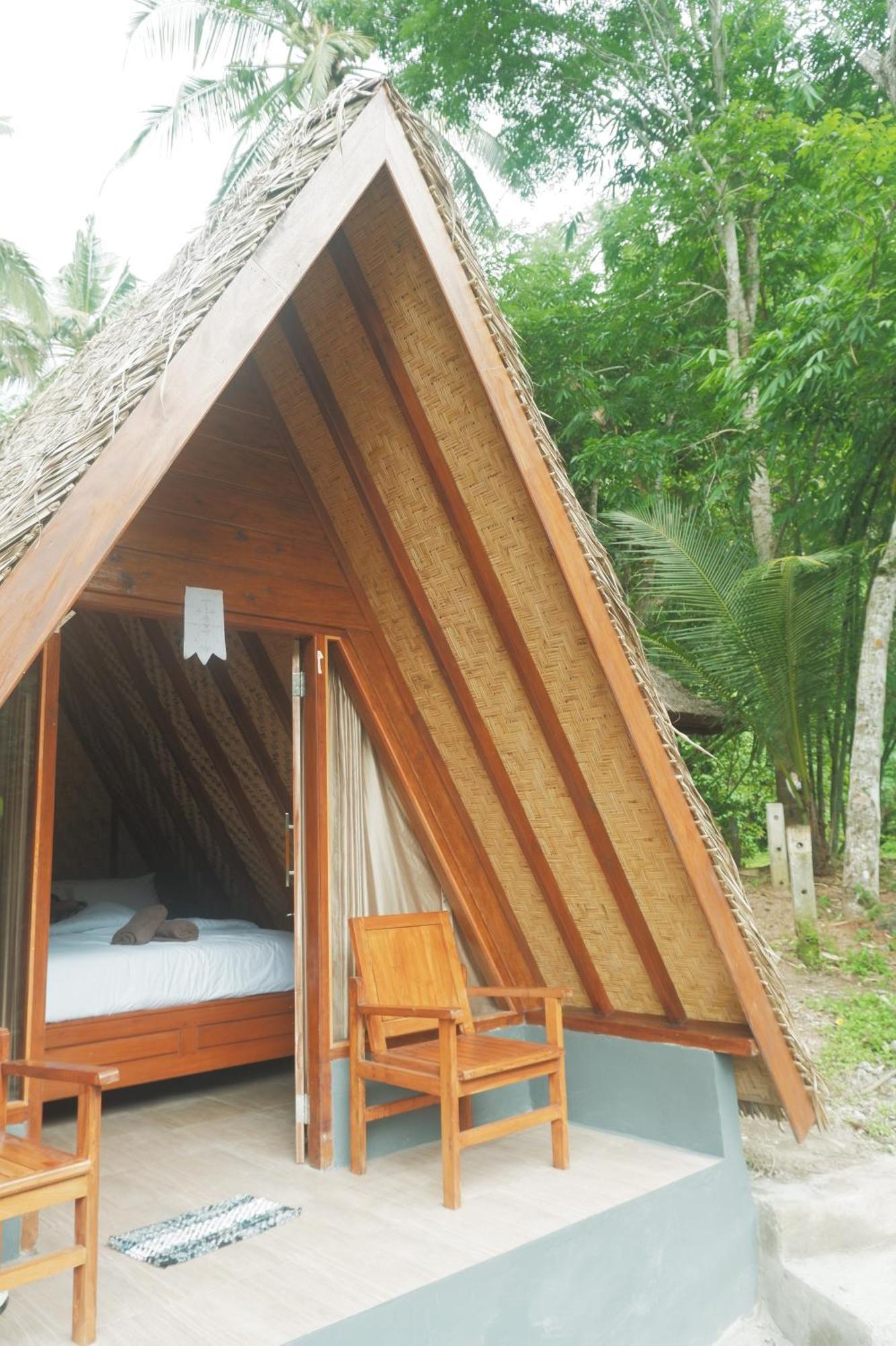 Aum Resort Pulukan Exterior photo